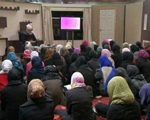 Gulshan-e-Waqfe Nau (Nasirat) Class: 27th February 2010 - Part 1 (Urdu)