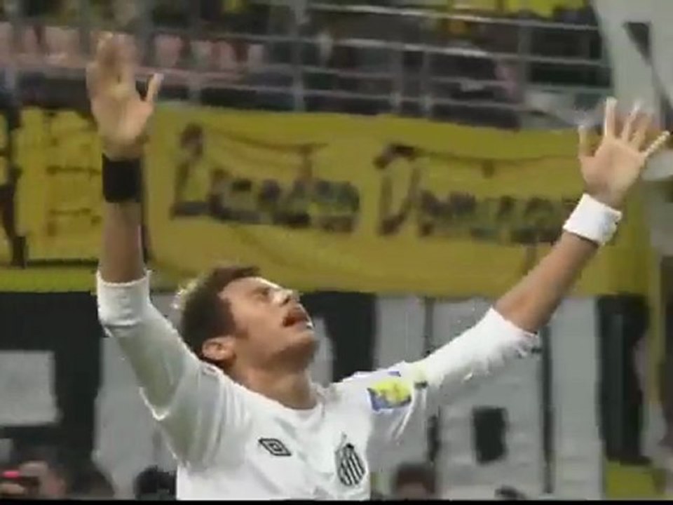 Le but de Neymar qui envoie Santos en finale du Mondial des clubs