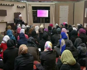 Gulshan-e-Waqfe Nau (Nasirat) Class: 27th February 2010 - Part 4 (Urdu)