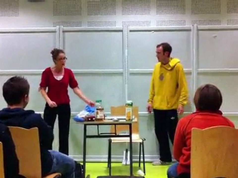Théâtre Forum : M D R SUR LE NET...