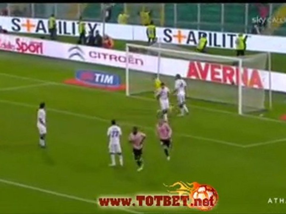 Палермо - Фиорентина (2-0) 27.11.2011