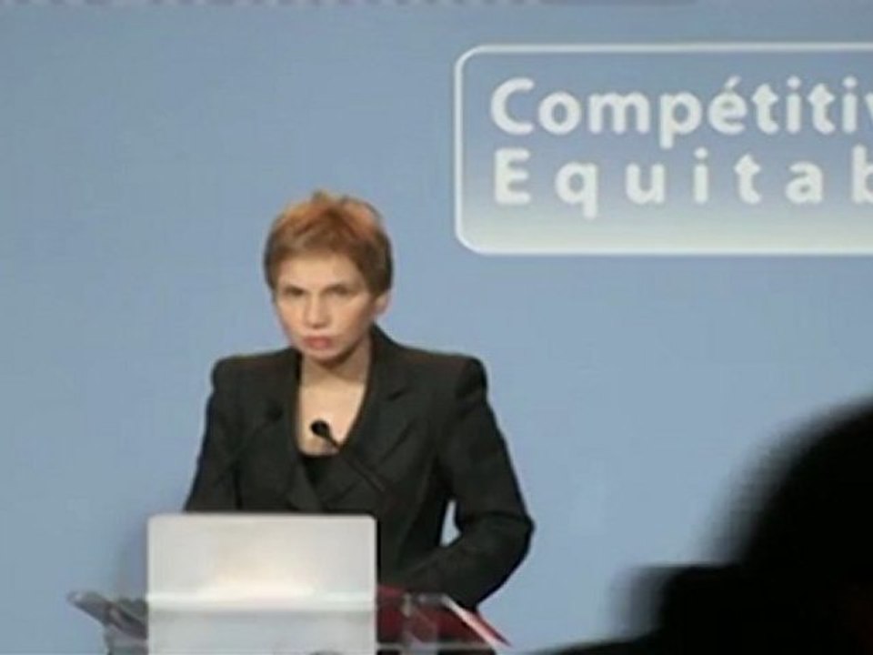 Laurence Parisot - Point Presse Medef - 13/12/2011 - Partie 1:  L'Union Européenne