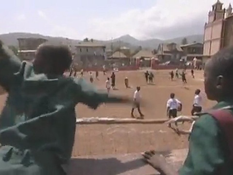 Present Aid gifts: A kickabout can save lives