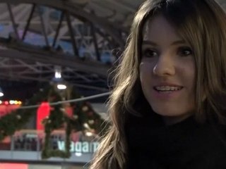 Faryl Smith supports Christian Aid's Big Christmas Sing 2010