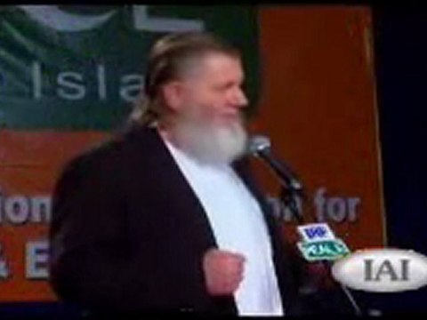 Priests and preachers entering Islam ( 1 of 2 )