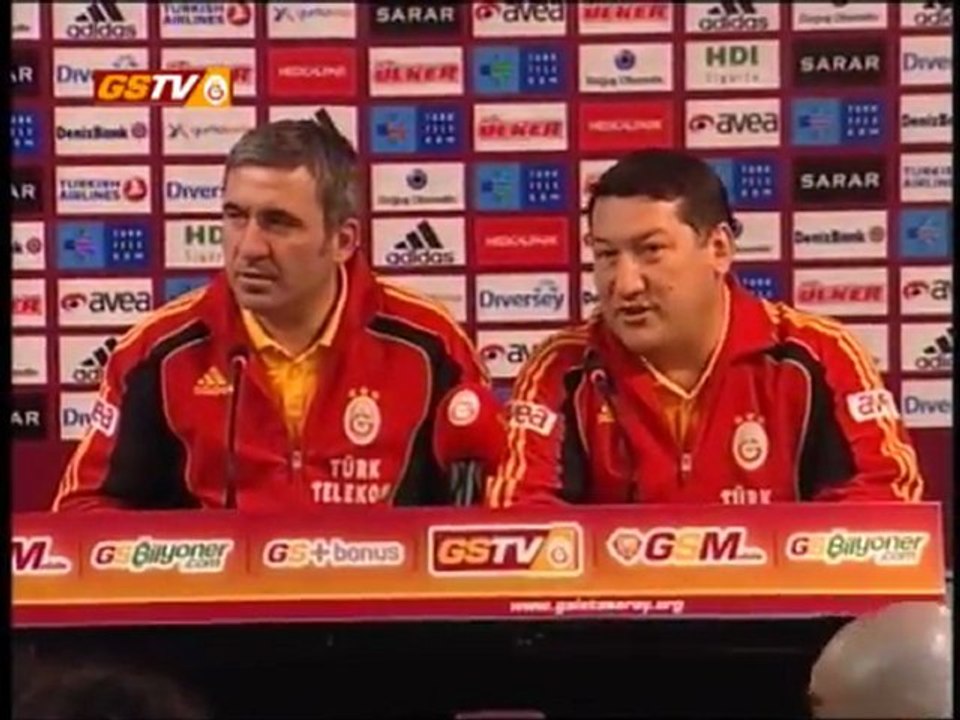 Hagi BasoınToplantisi
