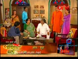 Woh Rehne Wali Mehlon Ki - 15th December 2011