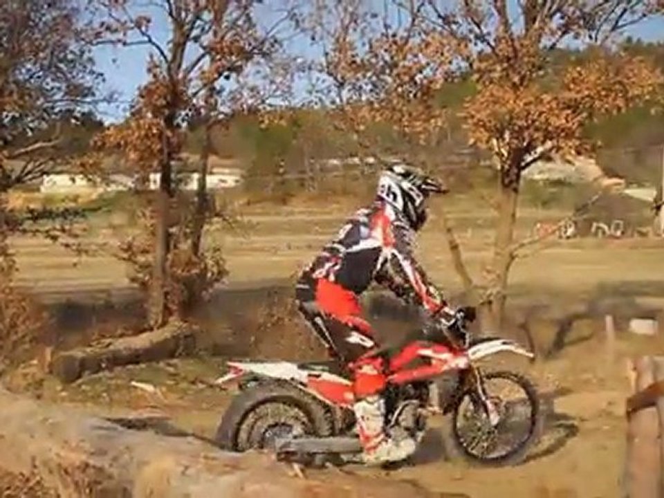 MOTO ENDURO - Les marches par Antoine Méo