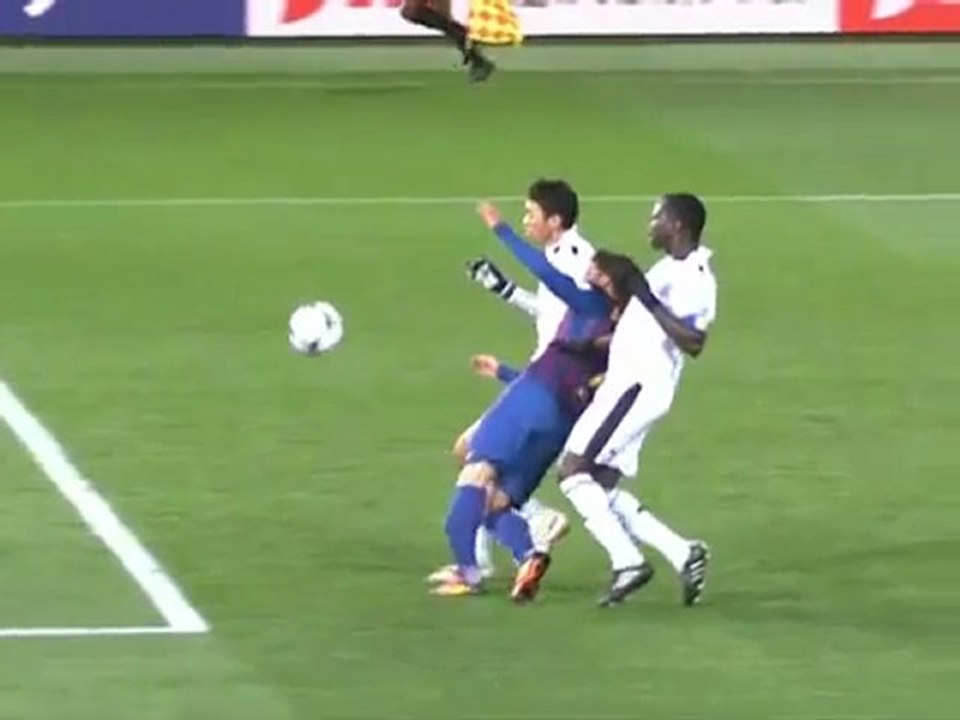 DAVID VILLA : son tibia fracturé contre Al Sadd
