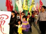 Un village chinois manifeste contre les saisies de terres