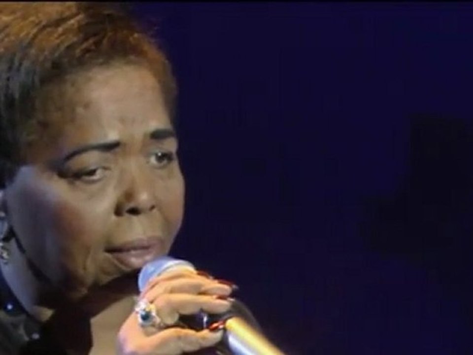 Petit pays - Cesaria Evora