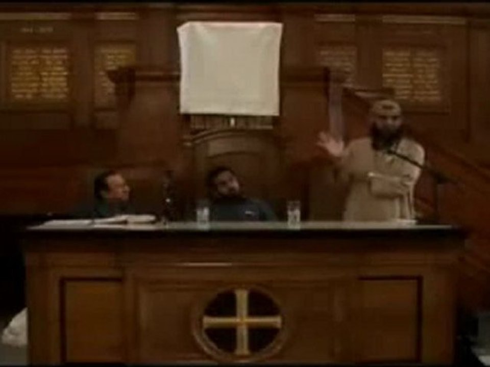 Crucifixion or Cruci-fiction? ( Shabir's Opening Statement - 1 of 4 )