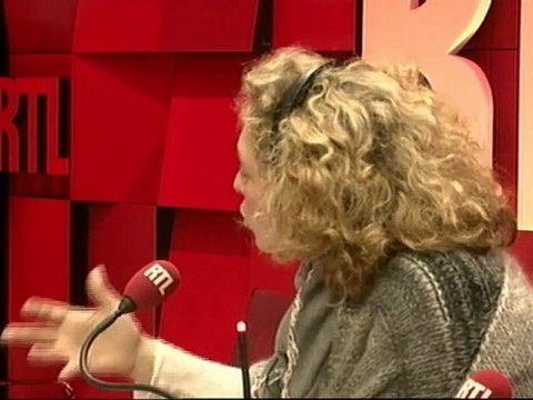 Les carnets d'Alba : Hollande accuse Sarkozy de préparer les attaques contre lui