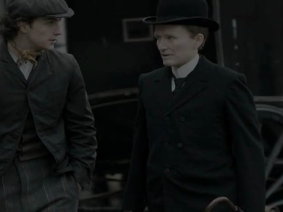 Lay Your Head Down - Sinead O' Connor (from «Albert Nobbs»)