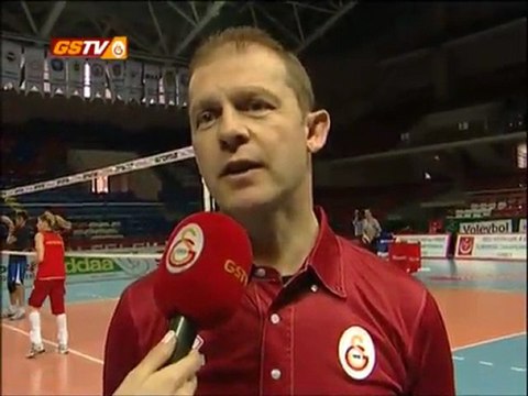 Bayan Voleybol Maça Doğru