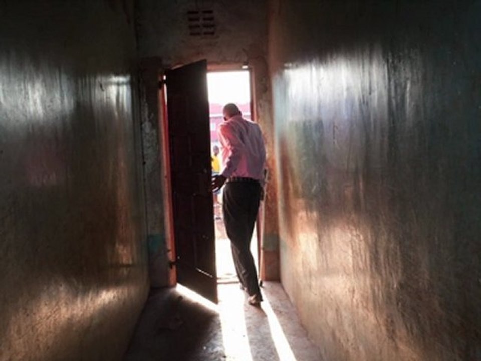 Stigma Under the Lens - James, Kenya ( World AIDS Day 2011 )