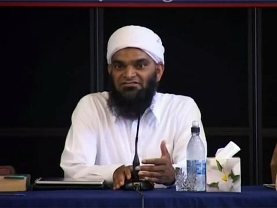 Doing Da'wah Facing Propaganda