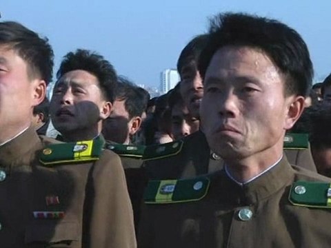 Un peuple en pleurs, l'image retenue par la propagande nord-coréenne