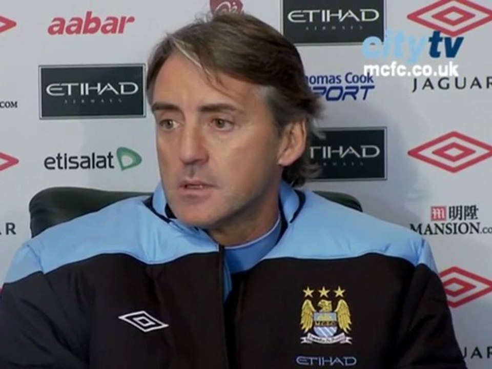 Mancini : "Tévez joue au golf, moi je pense à l'équipe"