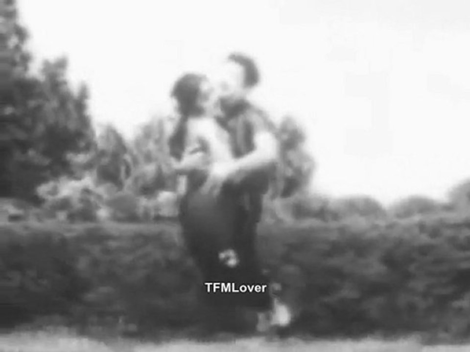 AdiyE-aiyayyaa-Thattatum