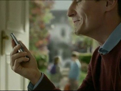 Publicité iPhone 4S - Siri - Méditel