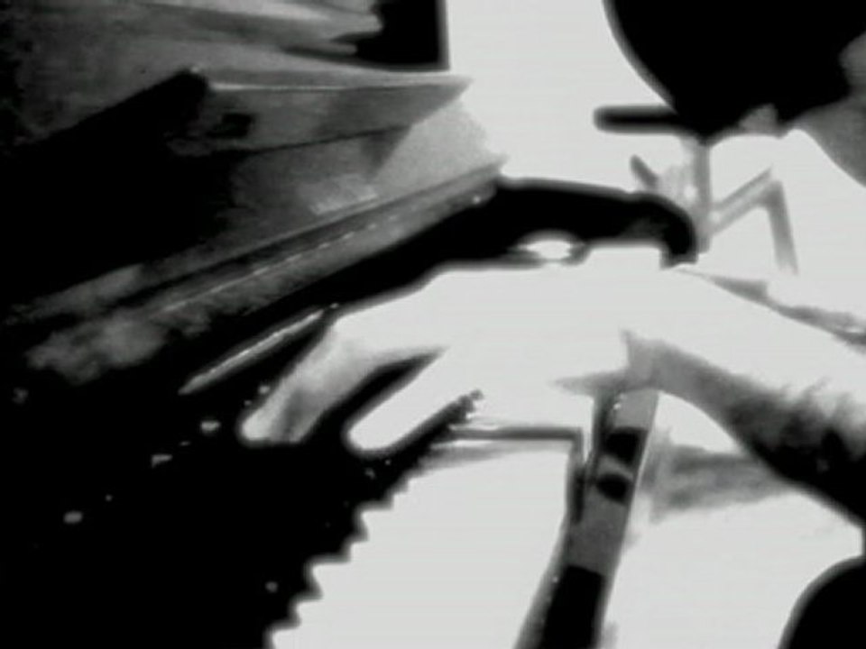 Ezio Bosso - A little film in 10 pieces/ No. 4 Snow...