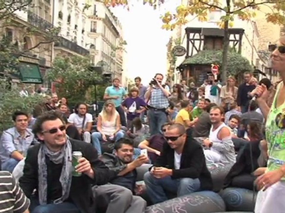 I'm a floating being // Anne Horel // CONCERT // // Nouvel An Belge // 24 Septembre 2011 // Rue Barbès // 75018