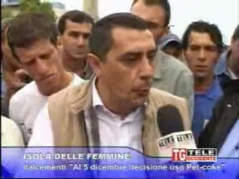 ASSESSORE INTERLANDI INTERROMPE LA CONFERENZA FARSA