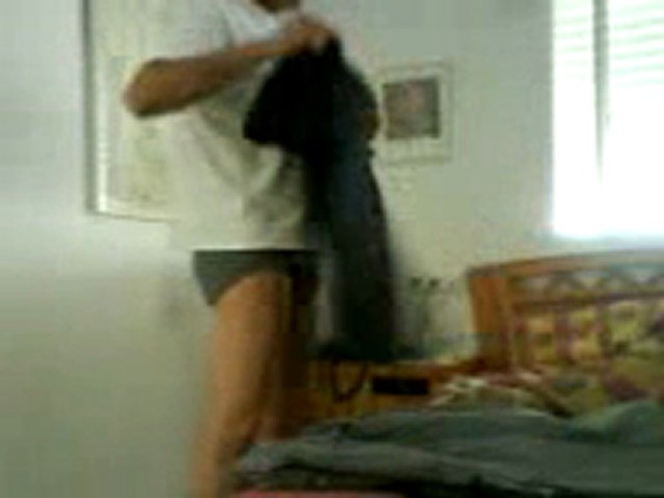 wakeup getting dressed morning BML2303088240