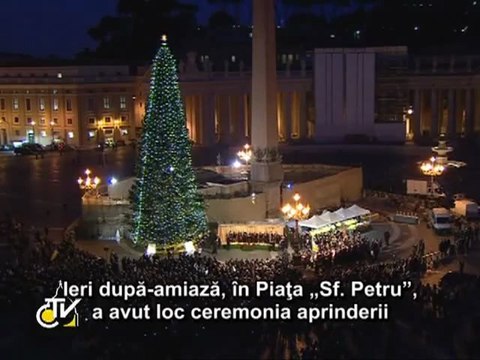 A fost aprins Pomul de Crăciun în Piaţa „Sf. Petru”