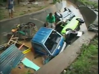 Dozens die in Philippines storm
