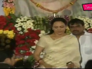 Randhir Kapoor Pays Homage To Late Dev Anand @ Mahboob Studio