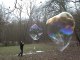 Bulles de savon géantes - Giant soap bubbles
