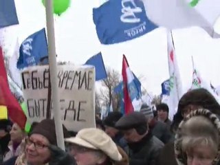 Moscou: des milliers de manifestants demandent un recompte