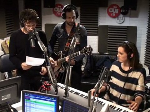 AaRON - U2 Cover - Session Acoustique OÜI FM