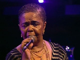 Cesaria Evora - Sodade - Paris 2004
