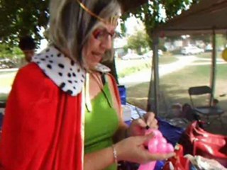 Vancouver magician or balloon artist under 99 dollars an hour