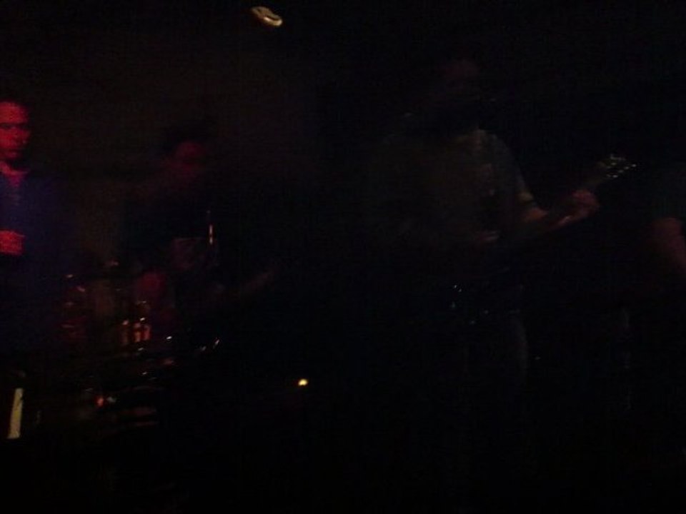 l'atelier du mangeur d'ombres et son coté punk