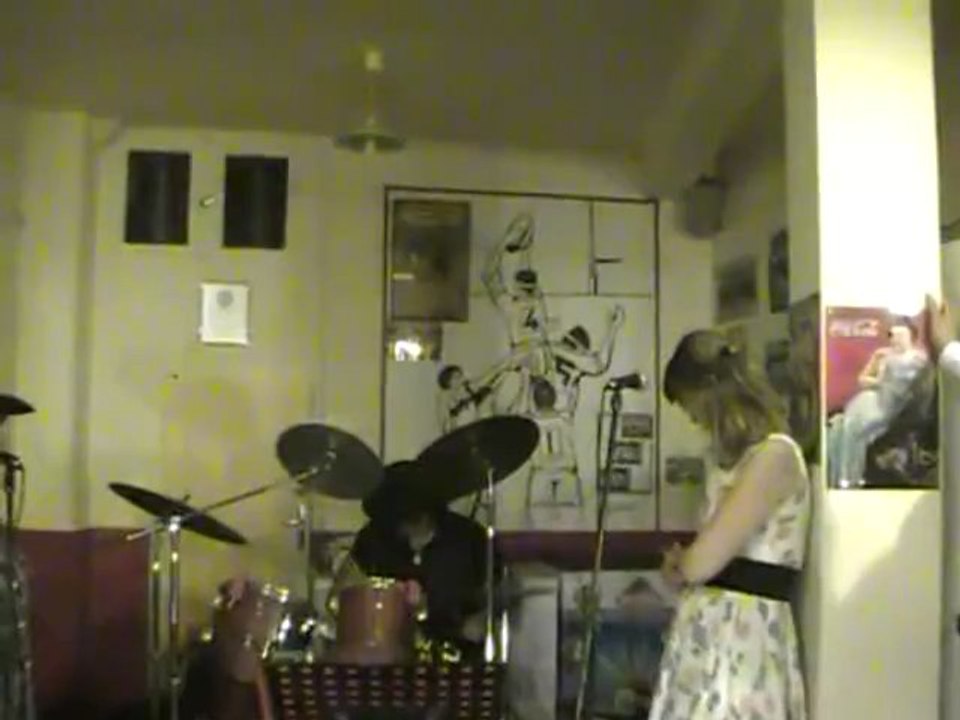 Les GRACELANDERS 2010 ....  Présentation Du Groupe sur "BURNING LOVE"