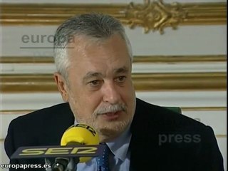 Griñán: "Ojalá que el PP solucione la crisis"