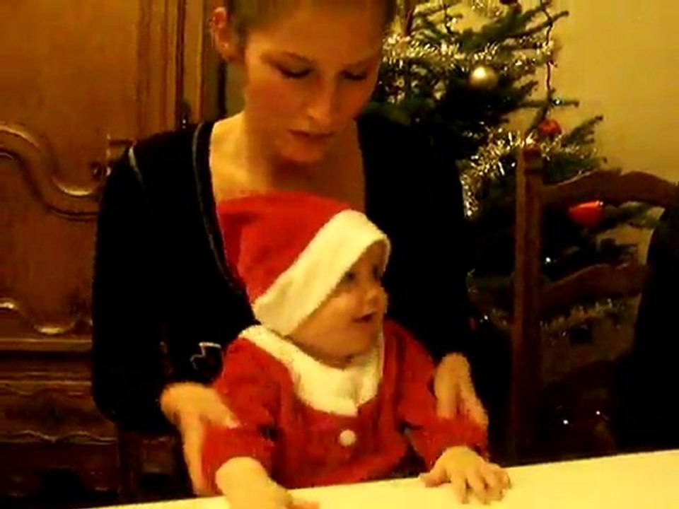 Valentine danse avec Marraine 25-12-11