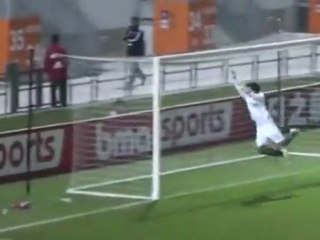 Απίστευτο αυτογκόλ με...  "χτύπημα του σκορπιού"