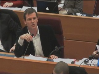 Guillaume Balas présente le budget 2012 de la région IDF