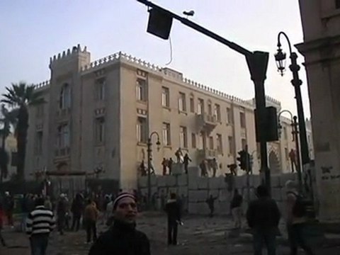 Calm returns to Tahrir after dawn raid