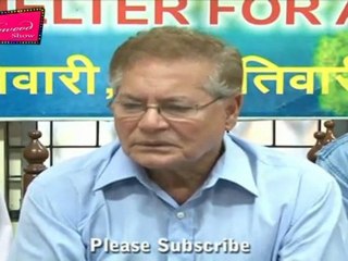 SALIM KHAN GIVE FOOD TO BASERA NGO CHILDRENS 11.mp4