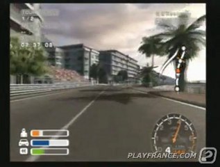Evolution GT (PS2) - Des bolides puissants sur un circuit urbain.