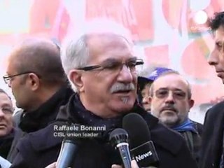 Italie : les fonctionnaires font grève et veulent plus...