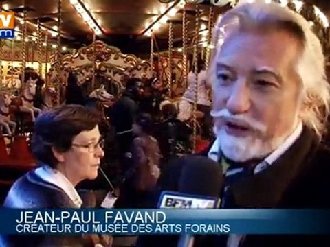 Seine-Saint-Denis : des enfants défavorisés fêtent Noël au Musée des arts forains