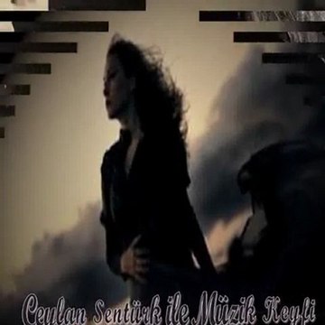 Uzaklarda Bir Sevenim varmı Bilmem