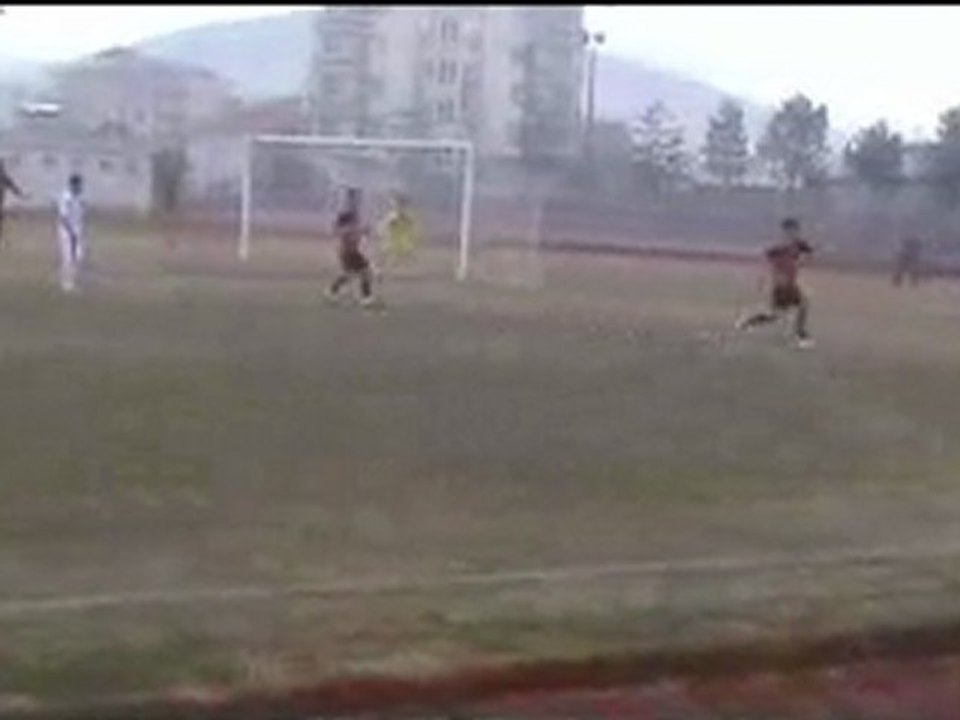 Zile Belediyespor Turhal gençlerbirliği futbol maçı